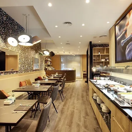 Catalonia Excelsior Hotel 4*
