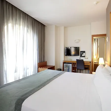 Catalonia Excelsior Hotel 4*