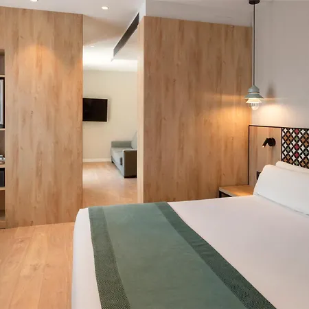 Catalonia Excelsior Szálloda 4*