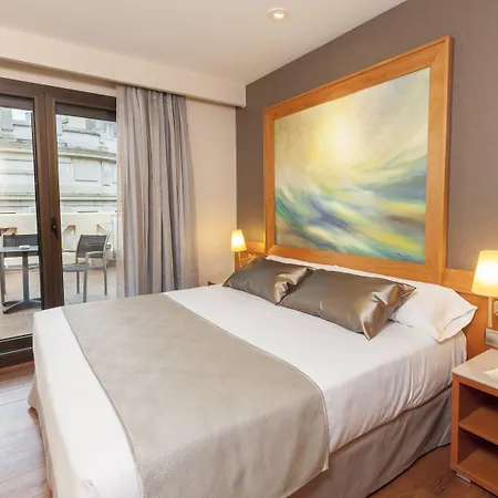 מלון Catalonia Excelsior 4*