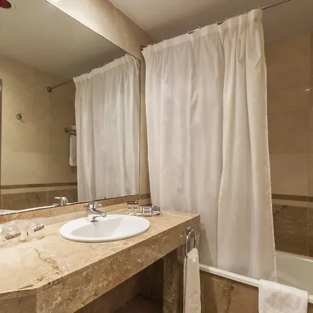 Hotel Catalonia Excelsior