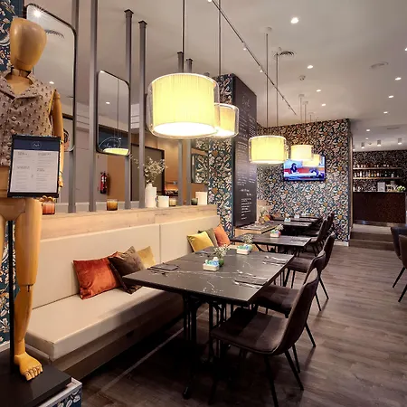 מלון Catalonia Excelsior 4*