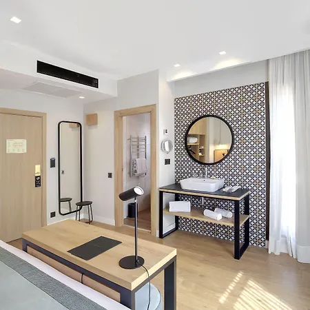 Catalonia Excelsior מלון 4*