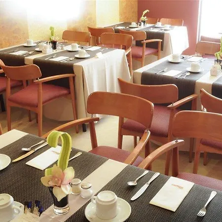 Hotel Catalonia Excelsior