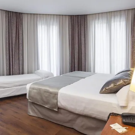 Catalonia Excelsior Hotel 4*