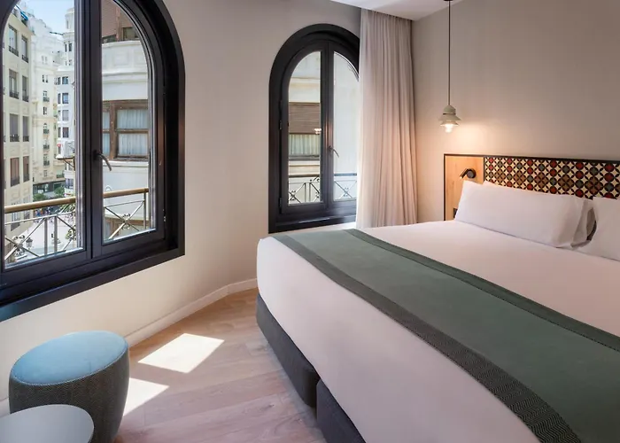 Szálloda Catalonia Excelsior 4*