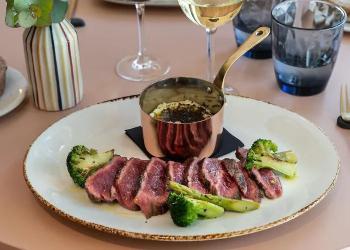 Catalonia Excelsior Szálloda 4*