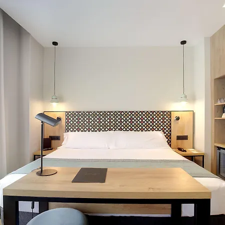Hotel Catalonia Excelsior