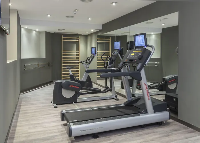 מלון Catalonia Excelsior