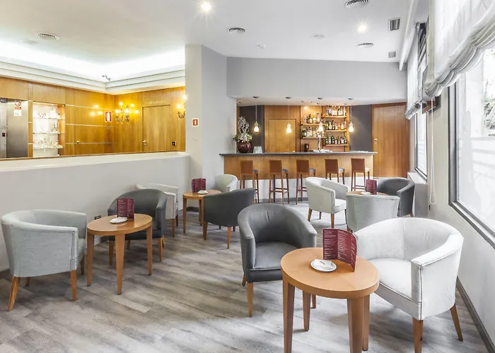 Ξενοδοχείο Catalonia Excelsior 4*